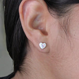 Arete de Plata con Circonia de Corazon Blanco