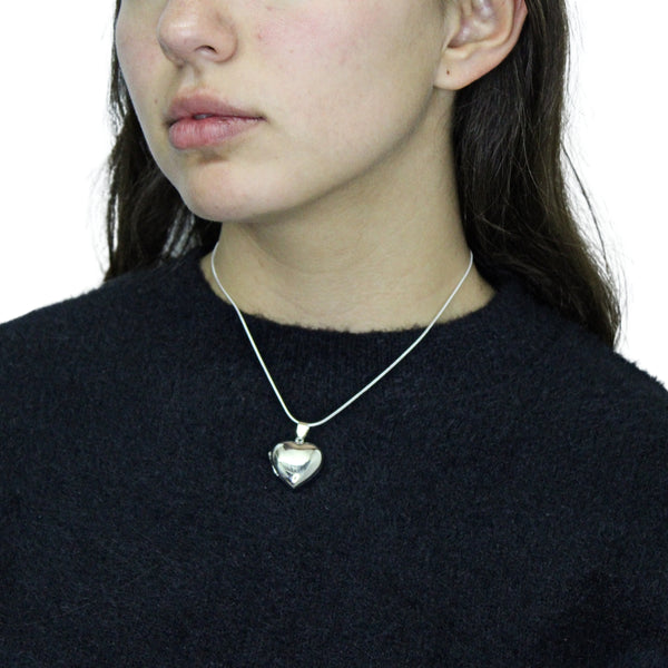 Dije Chico En Forma De Corazón De Plata