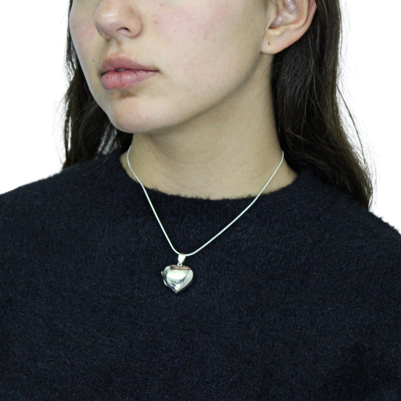 Dije Chico En Forma De Corazón De Plata