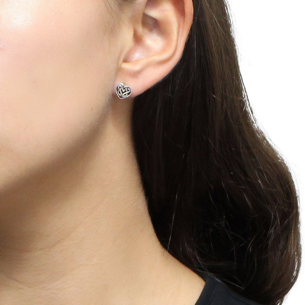 Arete Corazon Nudo de Bruja de Plata