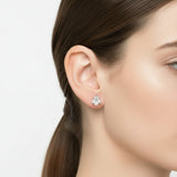 Arete en Forma De Mosca Con Circonia y Perla