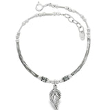 Pulsera Rigida de Plata con Dije de Hoja