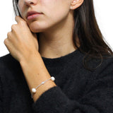 Pulsera de Perla con Bolas de Circonia