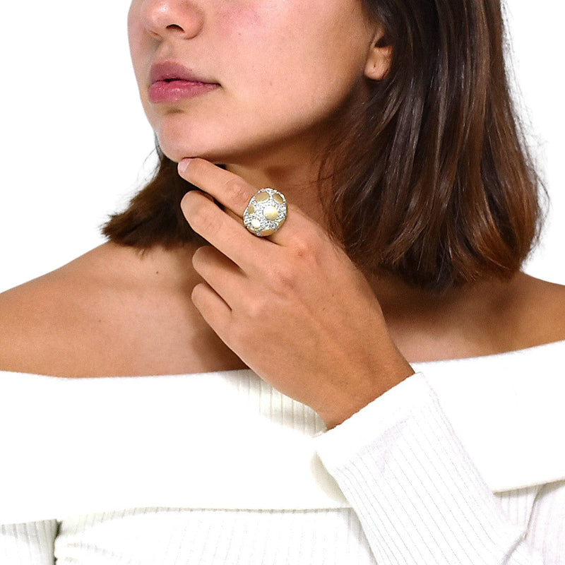Anillo de Bolitas de Plata con Circonia y Chapa de Oro