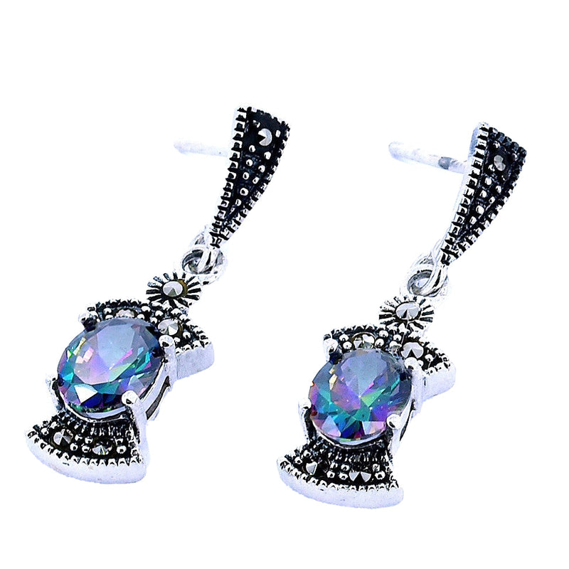 Arete de Marquesita y Circonia