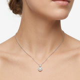 Collar Flor de Diamantes Lab 0.3ct, Oro 14K