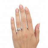 Anillo En Forma De Flor Solitario Con Circonia