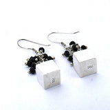 Arete Racimo Con Cubo